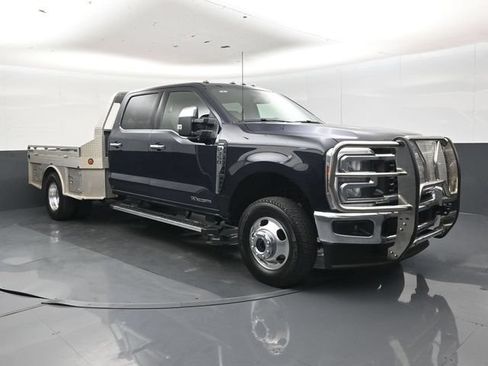 Used 2025 Ford F350 Lariat w/ Chrome Package AWD/4WD image 1