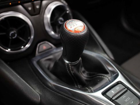 Used 2016 Chevrolet Camaro SS image 25