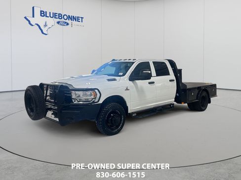 Used 2024 RAM 3500 Tradesman w/ Safety Group AWD/4WD image 1