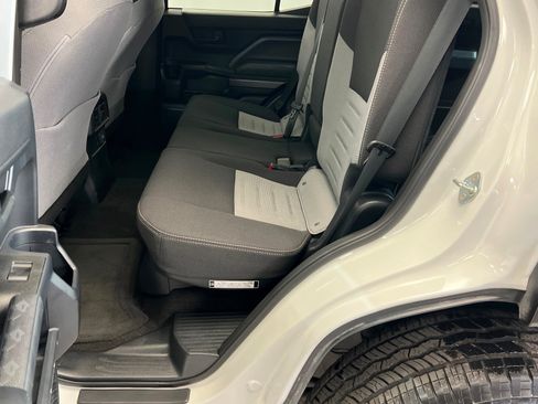 Used 2025 Toyota 4Runner TRD Off-Road image 22