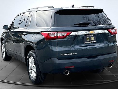 Used 2020 Chevrolet Traverse LT w/ Driver Confidence II Package image 4