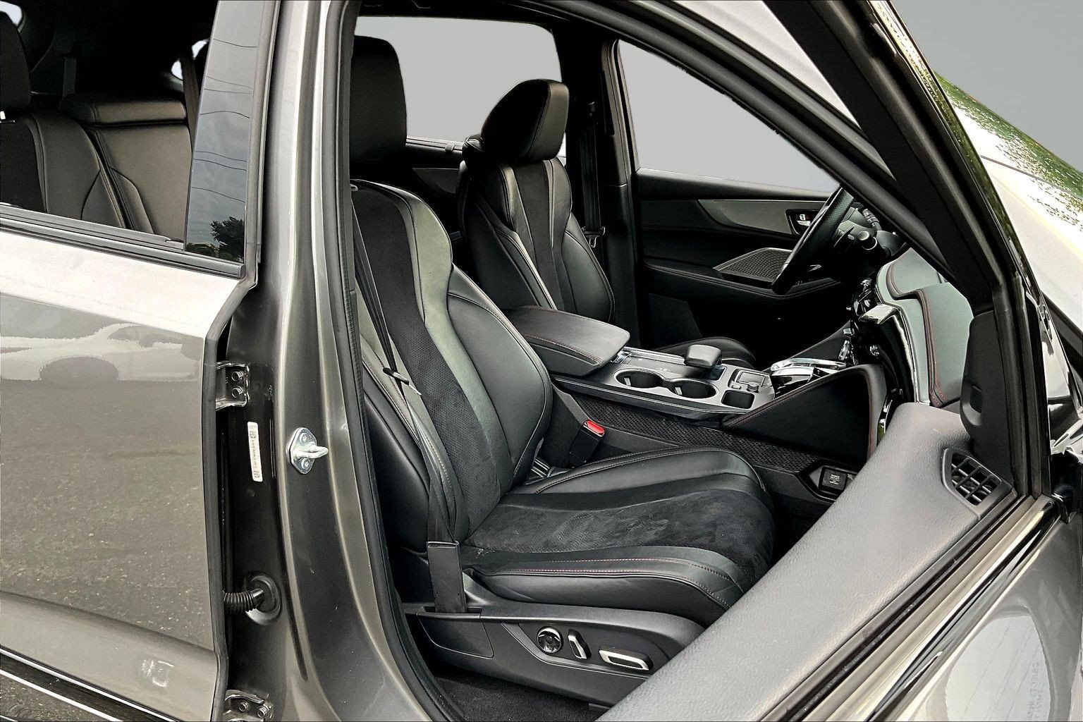 Used 2022 Acura MDX A-Spec AWD/4WD image 27