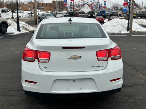 Used 2015 Chevrolet Malibu LS image 5