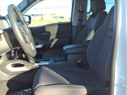 Certified 2024 Nissan Frontier SV w/ Hardbody Edition image 19