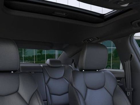 New 2026 Cadillac CT4 Luxury w/ LPO, Radiant Package RWD image 24