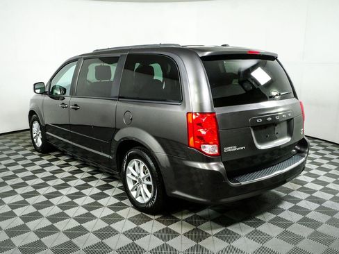 Used 2016 Dodge Grand Caravan SXT w/ UConnect Hands-Free Group FWD image 26