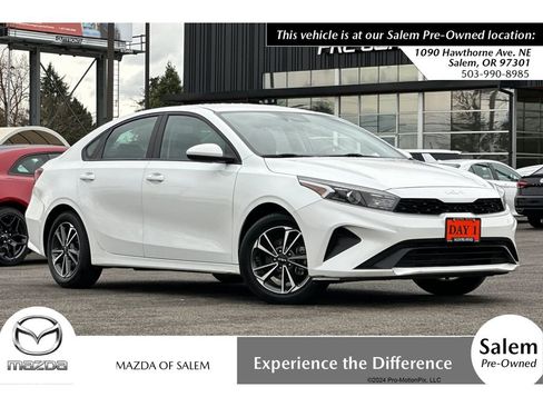 Used 2023 Kia Forte LXS image 1