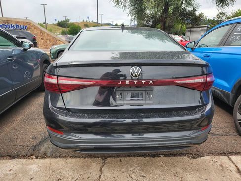 Used 2025 Volkswagen Jetta Sport FWD image 9