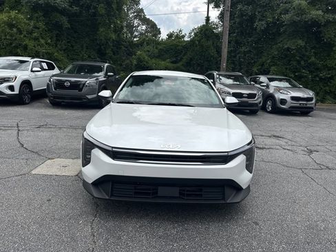 Certified 2025 Kia K4 FWD image 3