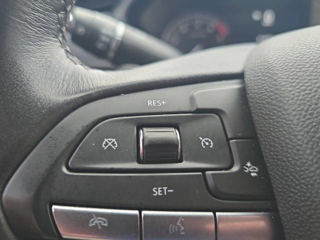Used 2022 Cadillac XT4 Premium Luxury w/ Driver Awareness Package FWD image 30