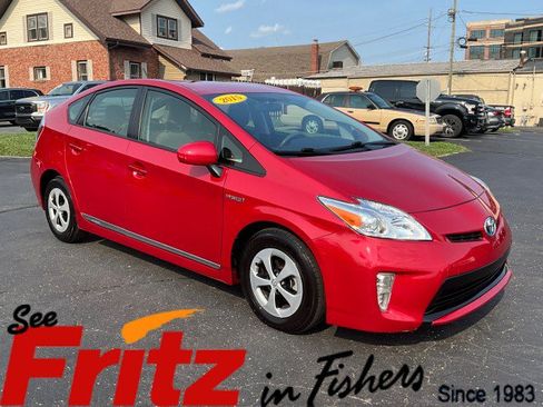 Used 2015 Toyota Prius Three FWD image 1