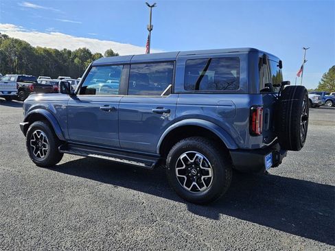 New 2025 Ford Bronco Outer Banks image 9