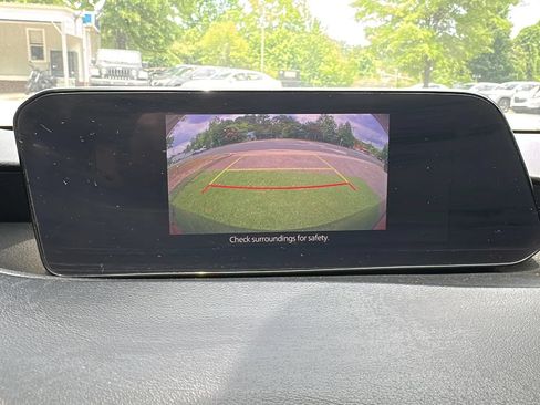 Used 2024 MAZDA MAZDA3 s FWD image 33