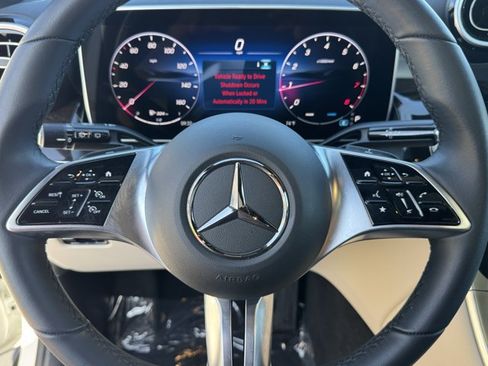 Used 2026 Mercedes-Benz GLC 300 4MATIC image 24
