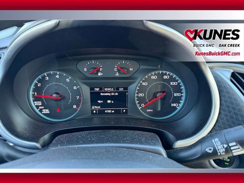 Used 2024 Chevrolet Malibu LT image 14