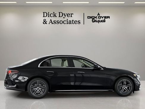 Used 2025 Mercedes-Benz E 350 Sedan image 8
