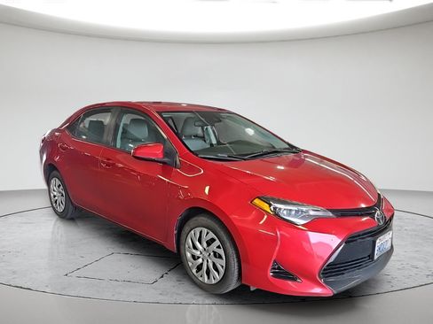 Used 2018 Toyota Corolla LE w/ Protection Package FWD image 3