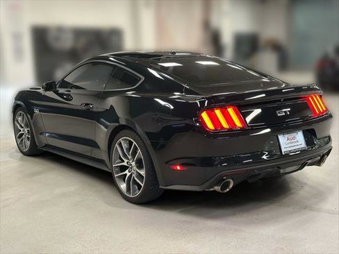 Used 2016 Ford Mustang GT Premium image 5