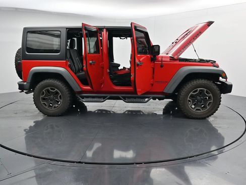 Used 2017 Jeep Wrangler Unlimited Rubicon AWD/4WD image 27