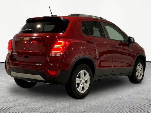 Used 2022 Chevrolet Trax LT w/ Driver Confidence Package AWD/4WD image 6