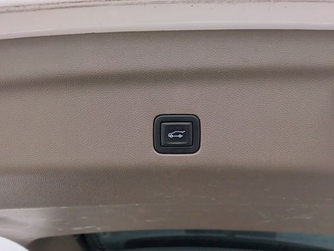 Used 2021 GMC Yukon Denali image 11