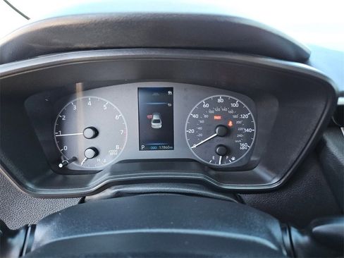 Used 2025 Toyota Corolla LE image 19