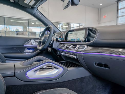 New 2026 Mercedes-Benz GLS 63 AMG 4MATIC image 18