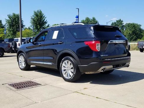 Certified 2021 Ford Explorer Limited AWD/4WD image 4