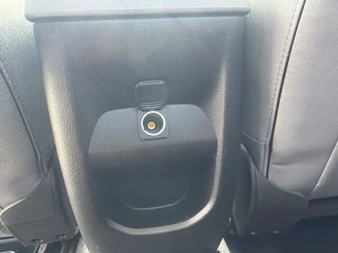 Used 2019 Chevrolet Colorado W/T w/ WT Convenience Package RWD image 16