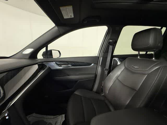Used 2024 Cadillac XT6 Premium Luxury AWD/4WD image 19