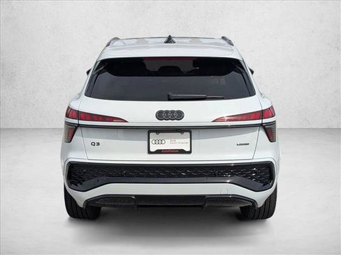 New 2026 Audi Q3 quattro 2.0T AWD/4WD image 6