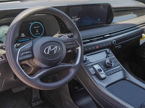 New 2025 Hyundai Palisade Calligraphy image 12