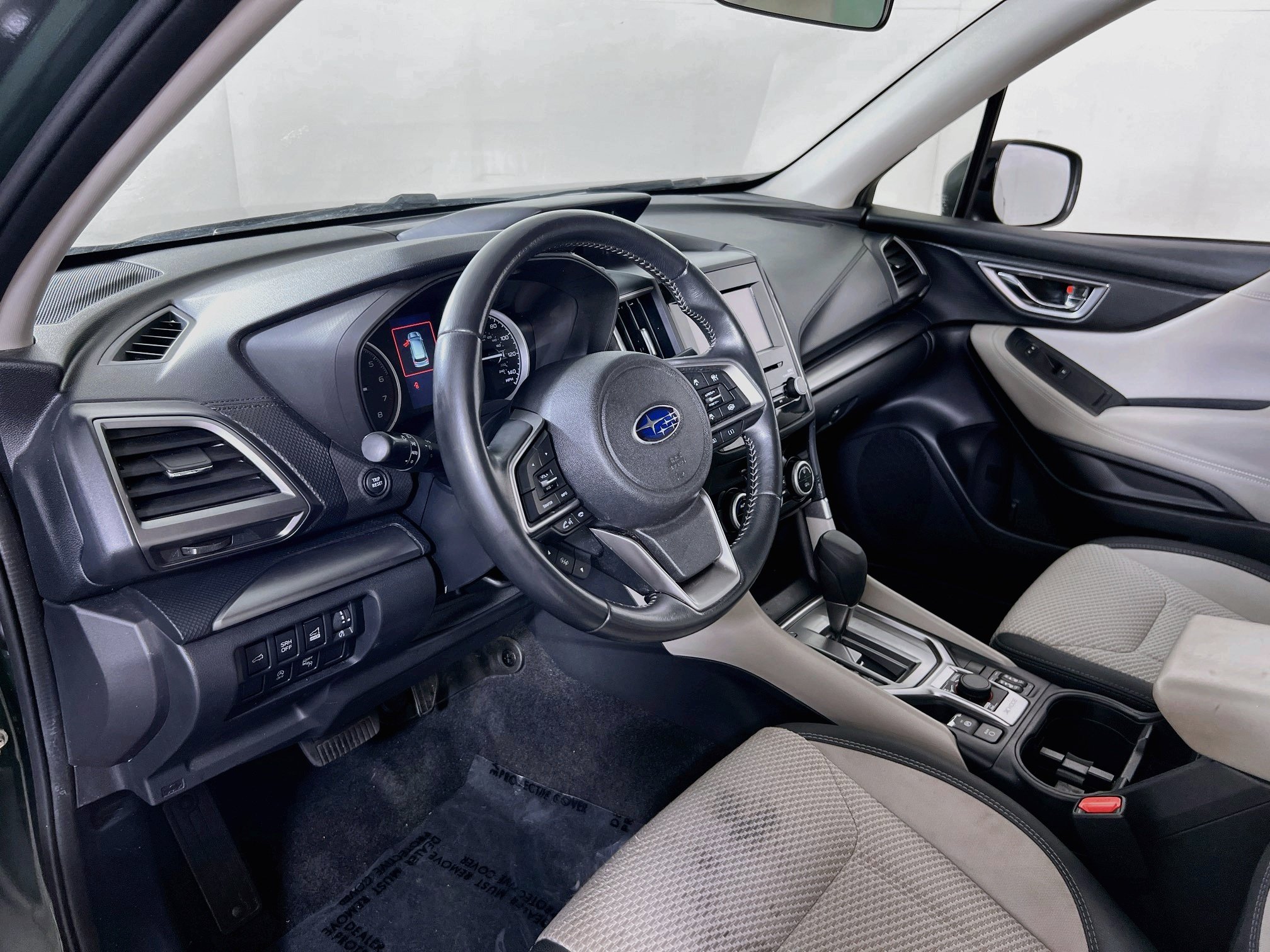 Used 2023 Subaru Forester Premium AWD/4WD image 9