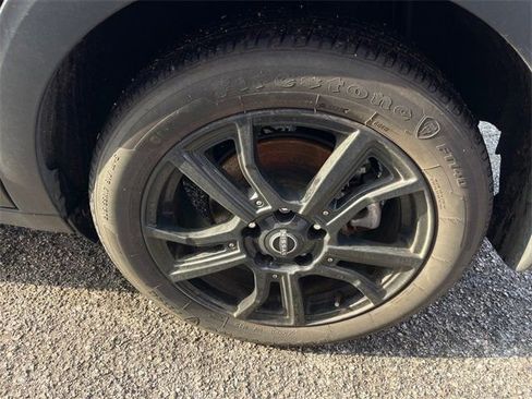 Used 2024 Nissan Kicks SR w/ SR Premium Package image 19