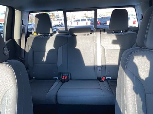 Used 2025 Chevrolet Silverado 1500 LT w/ Convenience Package II image 34