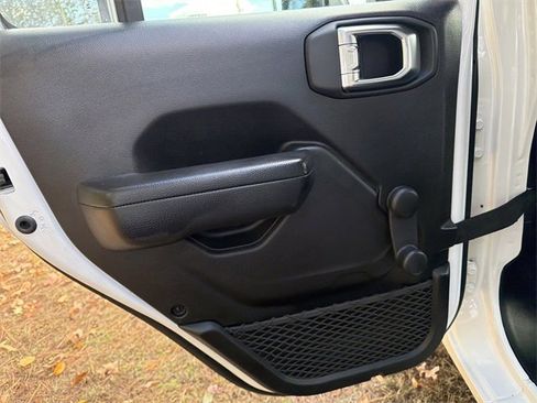 Used 2024 Jeep Wrangler Sport image 20