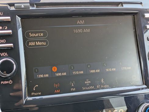 Used 2019 Nissan Murano S AWD/4WD image 16