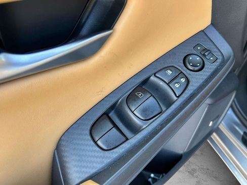 Certified 2025 Nissan Sentra SV w/ SV Premium Package FWD image 15