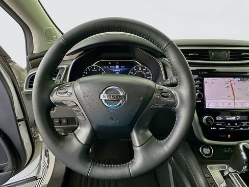 Used 2019 Nissan Murano Platinum image 11