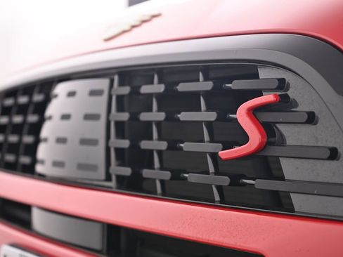 Certified 2025 MINI Cooper Countryman S AWD/4WD image 10