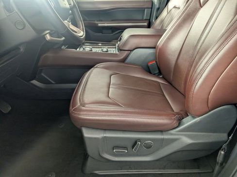 Used 2024 Ford Expedition Max Limited image 14