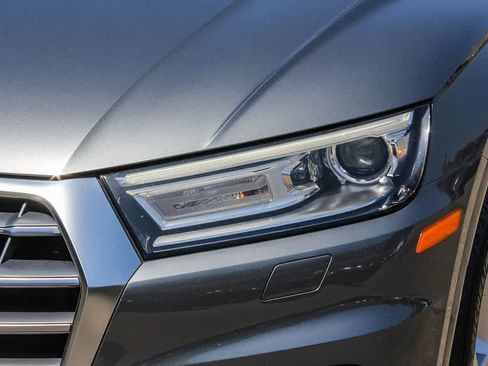 Used 2019 Audi Q5 2.0T Premium w/ Convenience Package AWD/4WD image 7