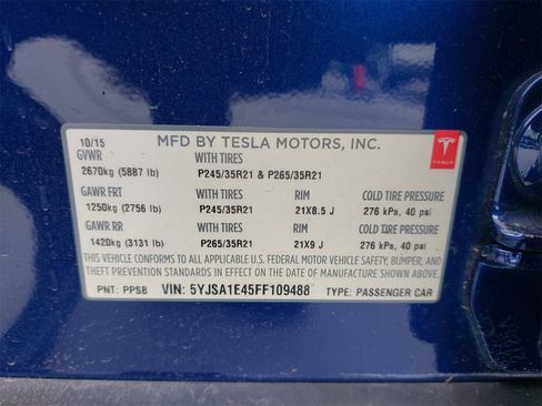 Used 2015 Tesla Model S P90D image 11