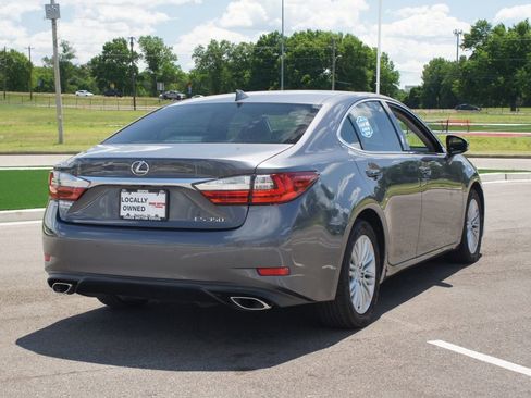 Used 2017 Lexus ES 350 w/ Premium Package FWD image 19