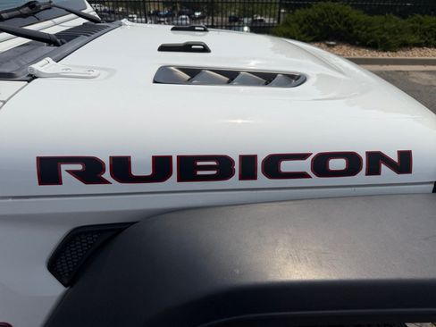 Used 2018 Jeep Wrangler Rubicon AWD/4WD image 24