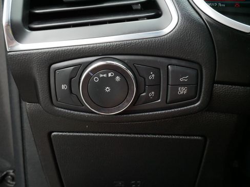 Used 2019 Ford Edge ST w/ Convenience Package AWD/4WD image 27