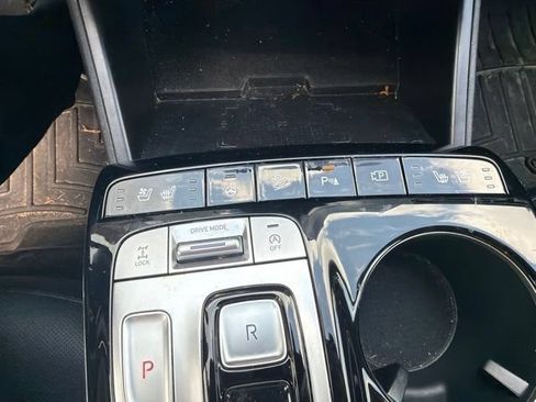 Used 2024 Hyundai Tucson Limited AWD/4WD image 3