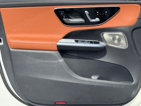 Used 2023 Mercedes-Benz GLC 300 image 17