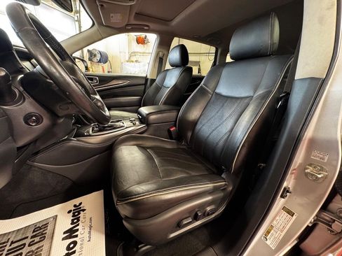 Used 2020 INFINITI QX60 Luxe w/ Essential Package image 18