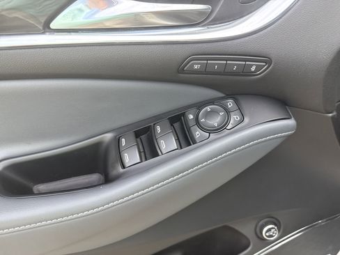 Used 2024 Buick Enclave Premium AWD/4WD image 16